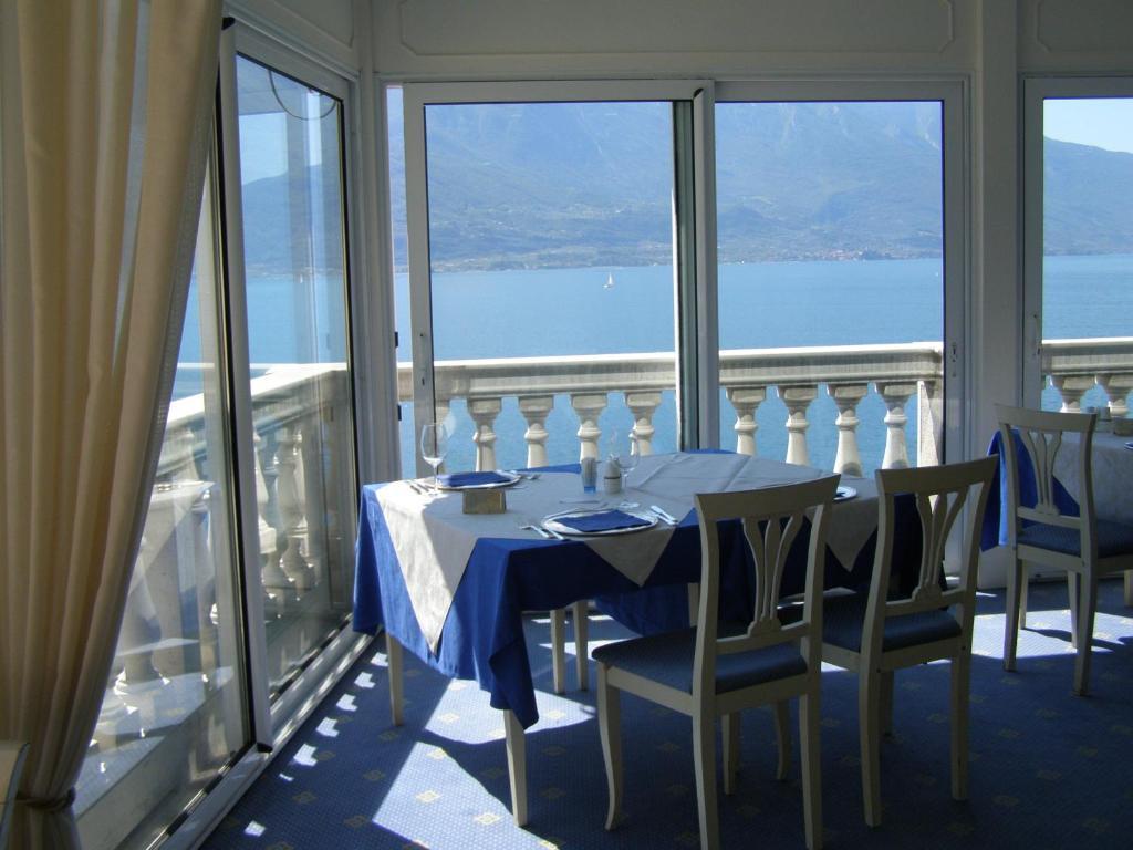 Romantica 3*