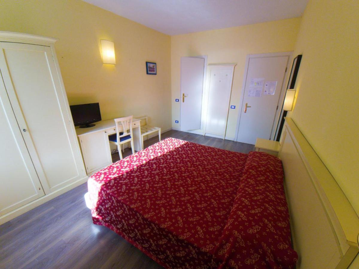 Romantica Hotel 3*